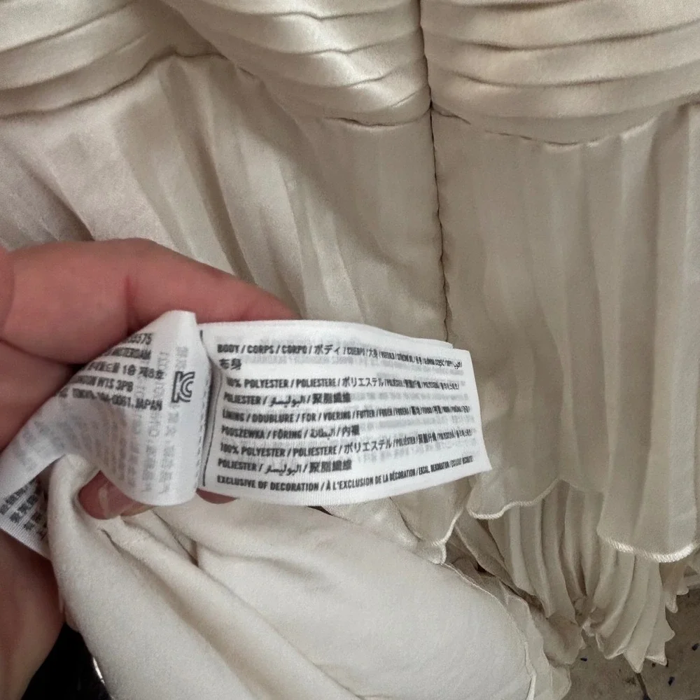 Abercrombie & Fitch Giselle Pleated Tiered Maxi Dress Cream Cut Out Size M